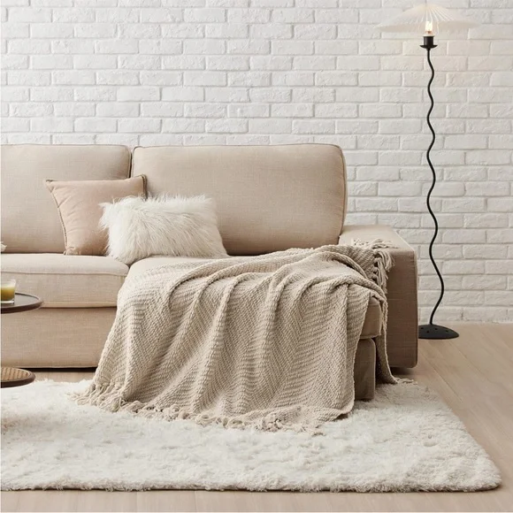 West Elm Oatmeal Light Tan Brown Fringe Chevron Throw Blanket Indoor Luxury Gift - Picture 2 of 13